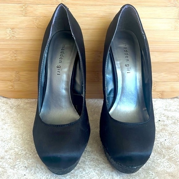 Steve Madden Black 5" High Heels Platform Pumps Satin Black Glitter Sexy Formal - Picture 4 of 16